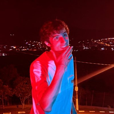 Eu jogo jogos errado e gosto de fazer as pessoas sorrirem https://t.co/Pb4yEz87JL
@oincidente
Contato: contato.caligrafo@gmail.com