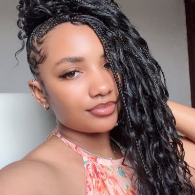 nessaxbbe's profile picture. Treating this timeline like my diary