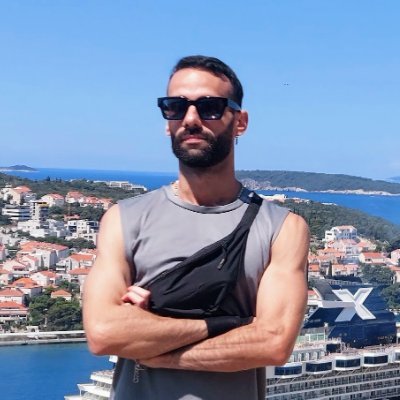 amir0ffx's profile picture. 💾 Software Engineer 🧠 AI ⚡Linux 🎮 Gamer