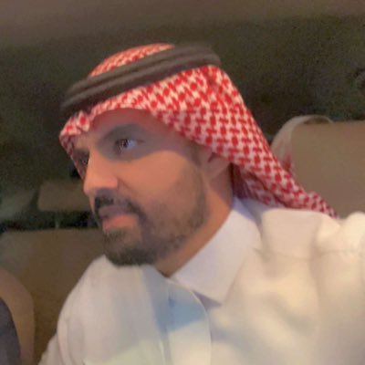 الدار ليست بالبناء جميلةٌ - ان الديار جميلة بذويها - قد يعشق الإنسان أسوأ بقعةٍ - ويزورها من أجل شخصٍ فيها