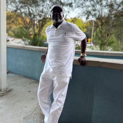 Living life and such. Comic book collector. Weather aficionado. NE FLA. #Tarheel4life 252✊🏿