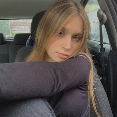 Submissive and cock craving, fake confident but needy. USA resident. Tap my FREE LINK ⬇️