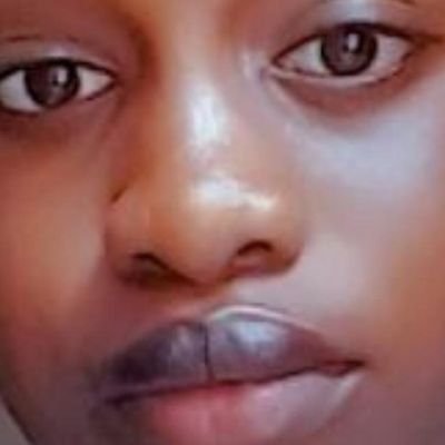 queeniekennie's profile picture. 