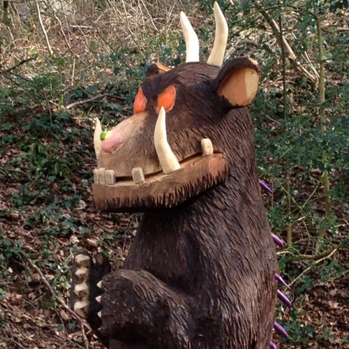 sarlousum's profile picture. 