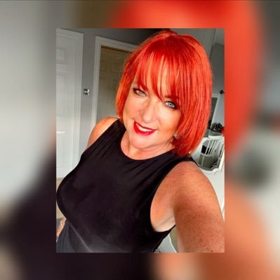Mum, wife, St Helens RLFC & Liverpool FC fan, gym and travelling lover who laughs when I can, apologises when I should and lets go of what I can’t change ❤️