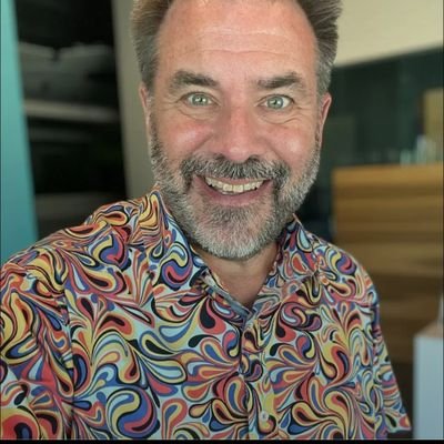 JohnsonRik58116's profile picture. 