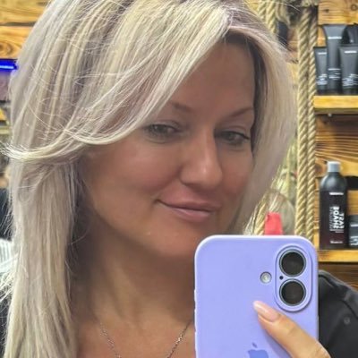 veraagent01's profile picture. https://t.co/Jg3nUBziIH