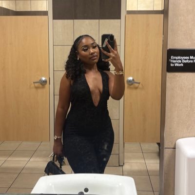 God first💛 she could, so she did. 27💙 The chosen one ✨ Boymom🫶🏾