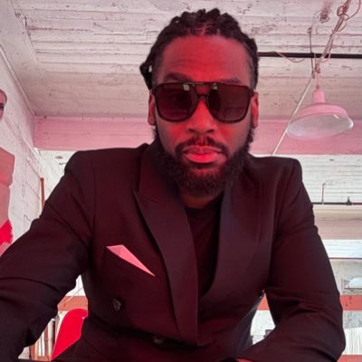 I’m just a guy here to leave a mark on earth. Music, vibes, and smiles Please 🙏🏾