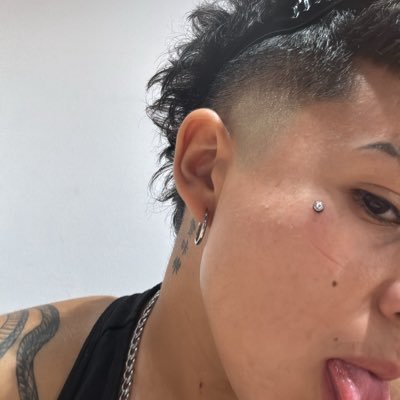 ___MardyBum___'s profile picture. Enjoy your miserable life.                                222