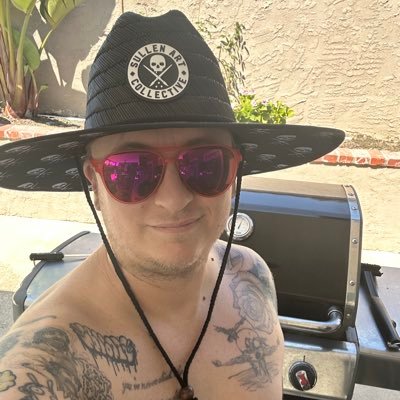 Fantasy Football Champion: P&P League ‘19 WCFL ‘23/The Hank Hill of Tattoo Supplies/Chargers Twitter Civil War Survivor/Anaheim Ducks optimist