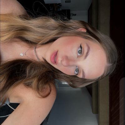i got all the time in the world, so for now im just chilling ✶