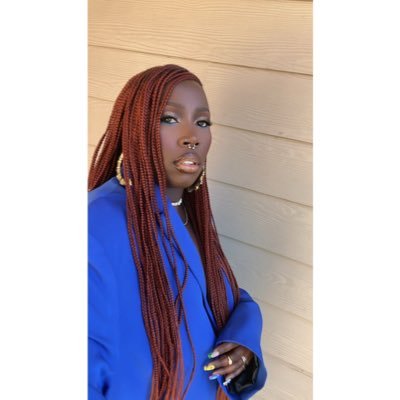 Creator🎨|Art Teacher 👩🏾🏫 |Coach🏐| Survivor🧠| Odell’s Daughter ♥️| Fly Gyal 👣|