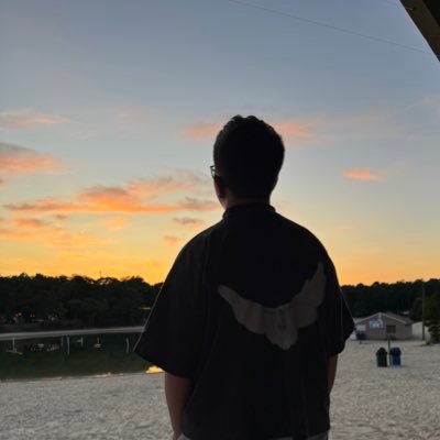 16 | Hip Hop Head | Bi | NJ Weather Geek | Wannabe Pro Bowler | Priv: @wxwill2009_vent