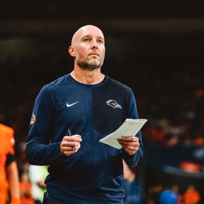 General Manager @UTSAFTBL | @RunnersUnited_ | Raised in Nashville | Built by UF | #210TriangleOfToughness