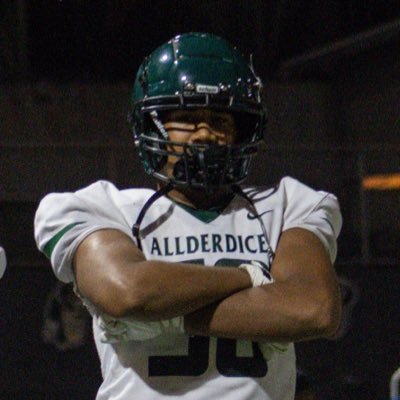 6’2 250 (OT) GPA: 3.0 Email: dommckenith@gmail.com