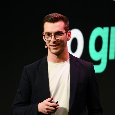 Co-founding Intern @MultiversX labs, building a world supercomputer.