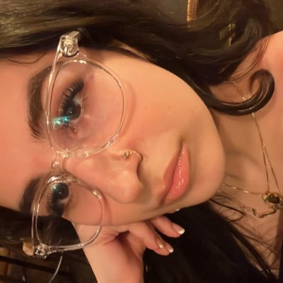 stellystelle's profile picture. cry baby twit: @lillebanon .. emotionally stable hehe