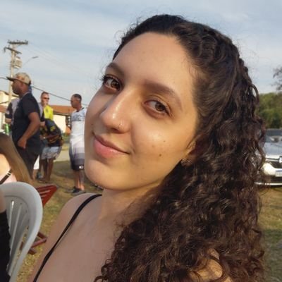 aqui é meu lugar fav para reclamar
