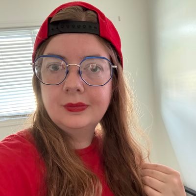 Neurodivergent | Cerebral Palsy | Chronic Pain Warrior | Creator | Cosplayer | 💍 @ryanspookyscene 7.15.21 | #BellaArmy