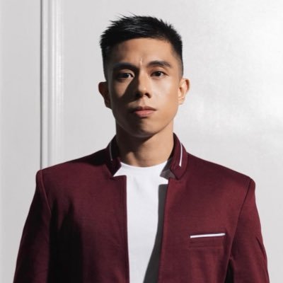 A graphic designer based in Manila, PH.🧑🏻💻 (I’m not on any dating apps. I only reply on Instagram and Twitter.)