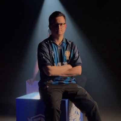 20 🇺🇦 • Pro Fortnite @gentlemates • 2x FNCS WINNER 🏆 • Earned 550k$+ • code vanyak3k #ad • Manager @JoaovEU • vanyak3k.business@gmail.com