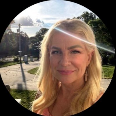 This is my only acct, Don't fall for Imposters!! / Sharing news about politics and crypto, let's keep an eye on the reset bc is great indeed