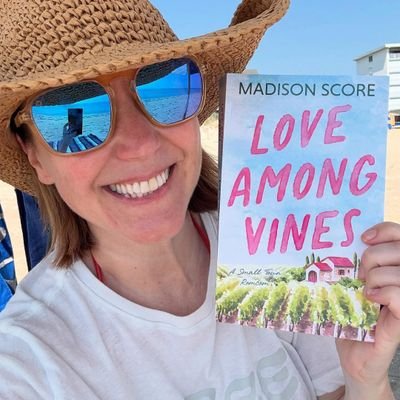 #Best romance novelist. Represented by Flavia Viotti at Bookcase Literary Agency. Taco enthusiast.