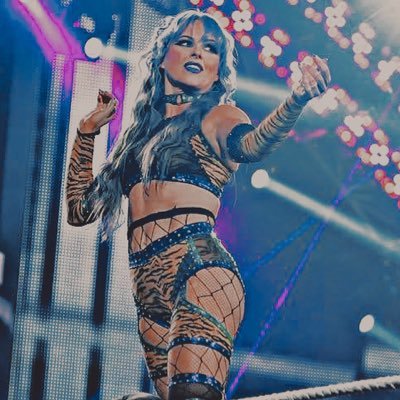 𝐿𝒾𝓉𝓉𝓁𝑒 𝒷𝒾𝓉 𝑜𝒻 𝓅𝑜𝒾𝓈𝑜𝓃 𝒾𝓃 𝓂𝑒... 𝐼 𝒸𝒶𝓃 𝓉𝒶𝓈𝓉𝑒 𝓎𝑜𝓊𝓇 𝓈𝓀𝒾𝓃 𝒾𝓃 𝓂𝓎 𝓉𝑒𝑒𝓉𝒽...