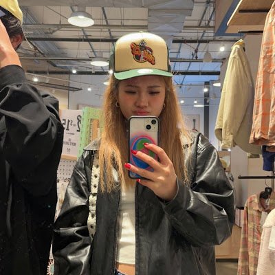 myfirsttweet67's profile picture. 