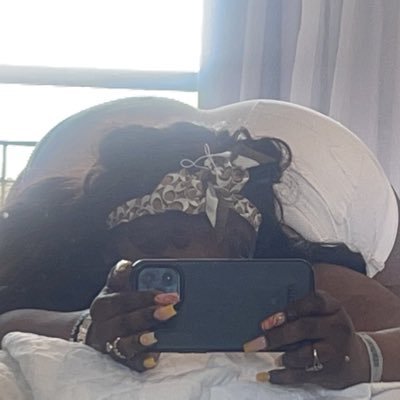 C3C3xoKha0s's profile picture. Not mean /SociallySelective🫣🖕🏾 I Sp3aK Gwapan3s3🤑 StayiiNYouRLAN3🚗🚗🚗🚗