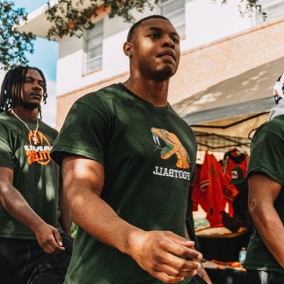 RunningBack 🐍🧡@famufb … Future S&C Coach #TAKE DC Elite Training 🏋🏾♂️