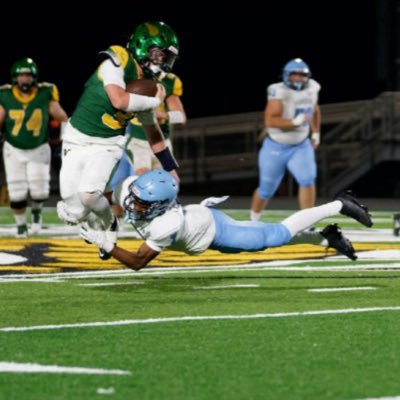 Phil 4:13, Prov 3:5-6. Junior at Millbrook High School of Winchester, Va. Football( WR/CB/PR) Basketball(PG). Oldest of 4. Surrounded by a village of family