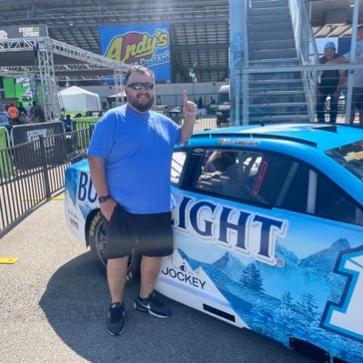 Casual sim racer, avid NASCAR and Arkansas Razorback fan!