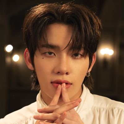 Phannakorn68733's profile picture. 