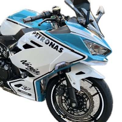 gsx250r_ken's profile picture. 愛知県在住。バイクネタを中心に呟いています。アドレス125(通勤用)，Ninja400(主に週末、日帰りメイン) 50代のリターンライダーです。フォロー＆フォロバお気軽にどうぞ！【DMはあまり見ません。勧誘系お断り】  #アドレス125 #Ninja400 #ニンジャ #リターンライダー #猫好き