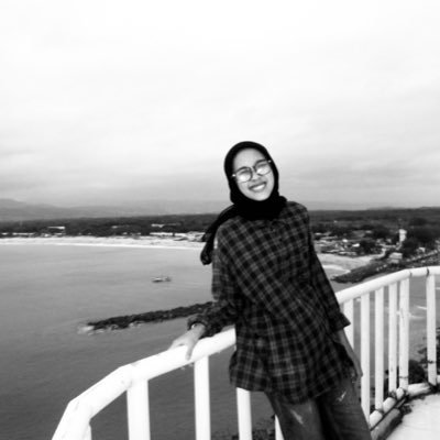 strfrgzs's profile picture. more like a mindful moment or photography