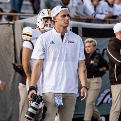 Creative Director & Recruiting Content Coordinator @WMU_Football | Lake Forest College ‘25 | ΦΒΣ