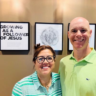 An imperfect couple. Saved by grace. Serving God at @_vidachurch Pareja imperfecta. Salvos por gracia. Sirviendo a Dios en @_vidachurch