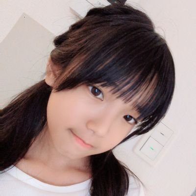 〈母管理〉
小学生5年生。モニベルプロジェクト所属。Aneひめ読者モデル。
元テアトルアカデミー東京校所属(本名で活動してました)。
投稿文はママ担当。
コメント&DMの返信はできません。
オンラインチェキ発売中!購入はコチラ↓
https://t.co/QAHvQxRaiz