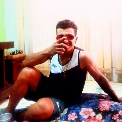 evangélico
Solteiro sem compromisso com ninguém
♐ sagitário 🏹 e capricórnio ♑🐐