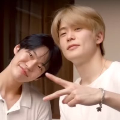 𝐌𝐲 𝐒𝐮𝐧𝐬𝐡𝐢𝐧𝐞*♡∞:。@tawattannn。:∞♡*
𝐌𝐲 𝐛𝐚𝐛𝐲 #DOYOUNG🐰ᯓᡣ𐭩 #JAEHYUN🍑💫 #JENO🐶 #JAEMIN🐰🩷 #GeminiFourth 😽🐶