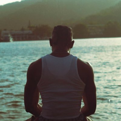 JIMMY OCTOBER Profile