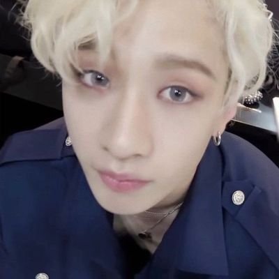 Let's be mutual, yang mau temenan sama mulfan es campur 🍧 this acc just for fun 💜
(cuma akun baca AU) ✌️💜