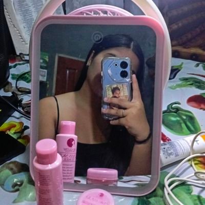 Hiede145633's profile picture. 