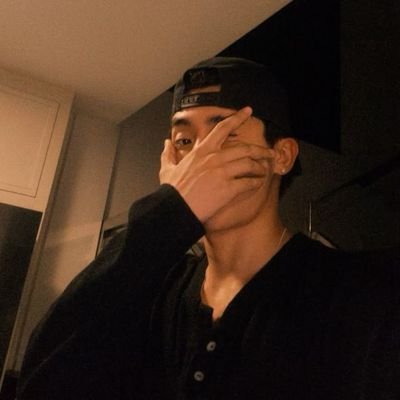 clueucola's profile picture. ia