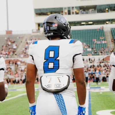 6’2•Edge•245•|CLASS OF 2026| Mansfield Summit High - {3.5gpa} NCAA ID #2505611240 - Contact Number (608- 314-4730 ) 40 yard{4.7} bench{330} squat {480}