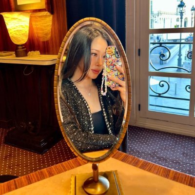 Living life between boardrooms and boutiques. Ocean views, silk blazers, and first-class flights. Strategy is my game, elegance is my signature