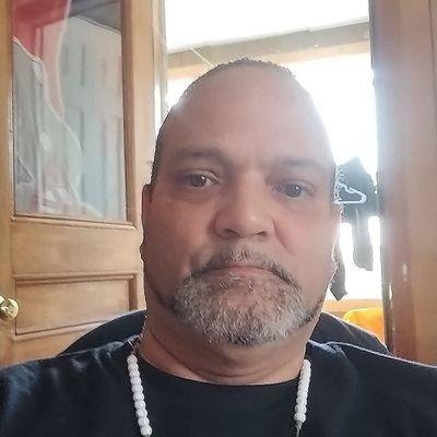 Robert110355's profile picture. 