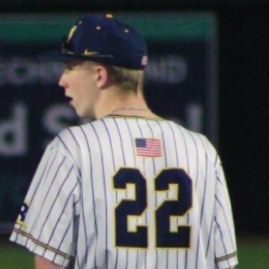 NickSievert_'s profile picture. God First. ✝️ 
⚡️KMHS 2027. 
Mid-West Halos ⚾️
4.25 GPA, FB 79-82, 1ST BASEMEN
414-305-8075